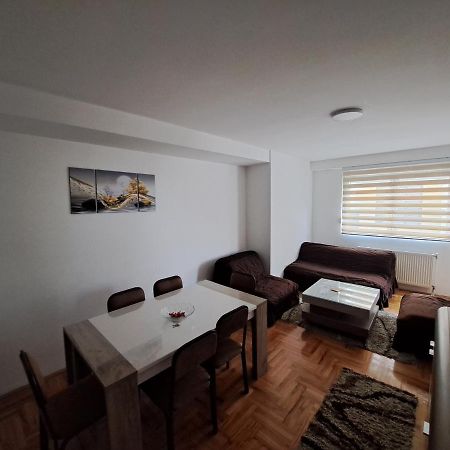 Apartman Vranje Luaran gambar