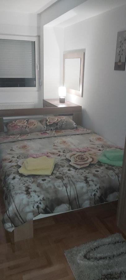 Apartman Vranje Luaran gambar