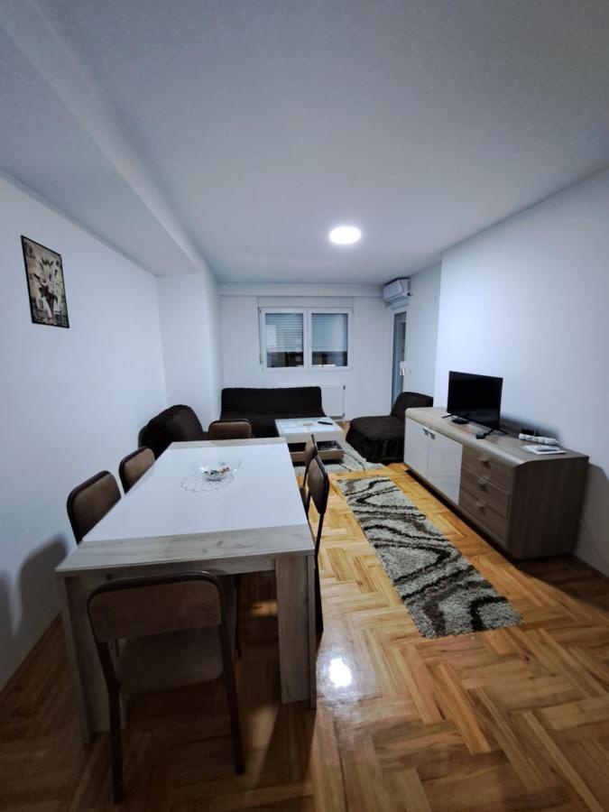Apartman Vranje Luaran gambar
