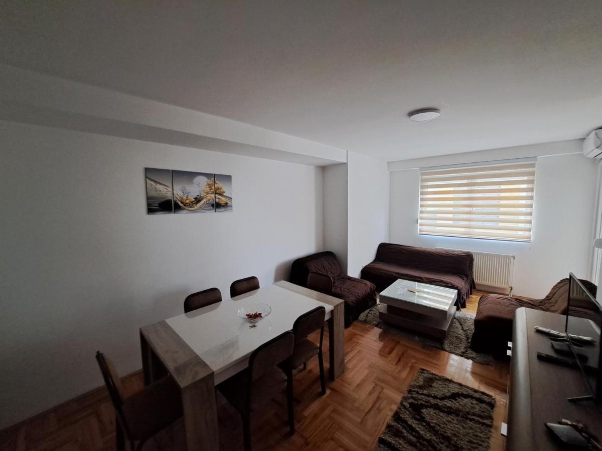 Apartman Vranje Luaran gambar